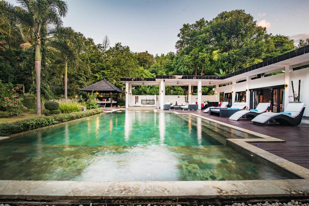 Villa Stunning Lily Lovina Beach